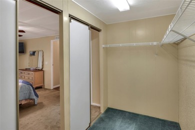 LOW-COST YEAR AROUND LIVING! VERY WELL MAINTAINED! Fully - photo 27