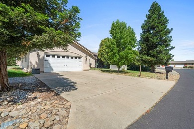 Enjoy waterfront living in the gated community of Lake - photo 30