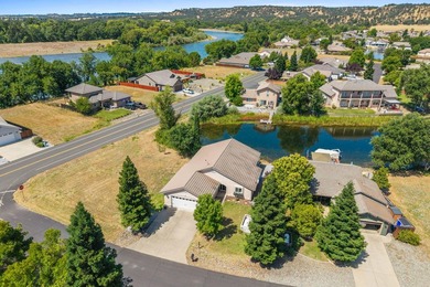 Enjoy waterfront living in the gated community of Lake - photo 40