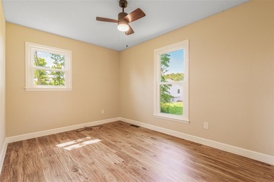 Mature trees, solid surface flooring throughout, wood-burning - photo 44