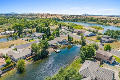 Enjoy waterfront living in the gated community of Lake - photo 45