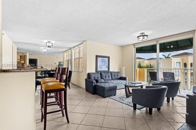 Beautiful 1-bedroom, 1-bath residence in the gated Yacht Club at - photo 3