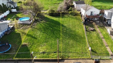 (private lake, pond, creek) Lot For Sale in Covington Kentucky