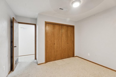 Welcome to Stroebe Island living! This spacious 2-bedroom - photo 14