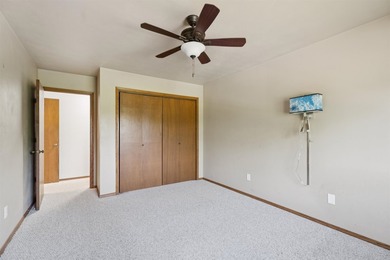 Welcome to Stroebe Island living! This spacious 2-bedroom - photo 16