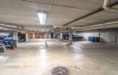 Welcome to Stroebe Island living! This spacious 2-bedroom - photo 19