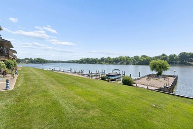 Welcome to Stroebe Island living! This spacious 2-bedroom - photo 22