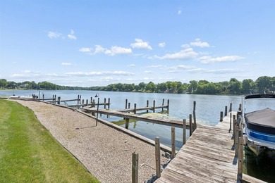 Welcome to Stroebe Island living! This spacious 2-bedroom - photo 24