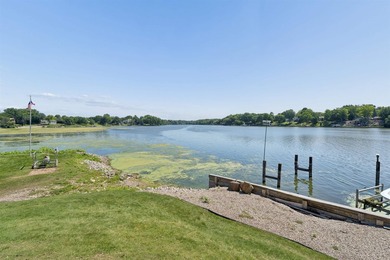 Welcome to Stroebe Island living! This spacious 2-bedroom - photo 25