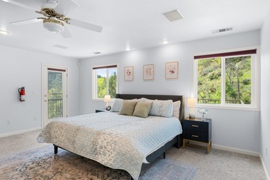 A true Crown Jewel of Sugarloaf right beside Lake Shasta! This - photo 26