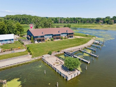 Welcome to Stroebe Island living! This spacious 2-bedroom - photo 31