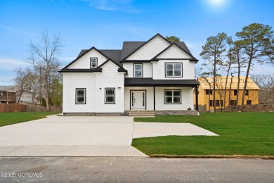 Pine Lake Home Sale Pending in Toms River New Jersey