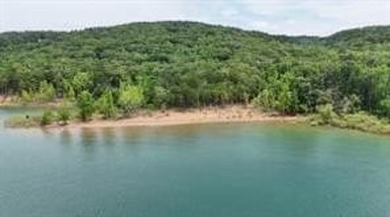 Greers Ferry Lake Lot For Sale in Greers Ferry Arkansas