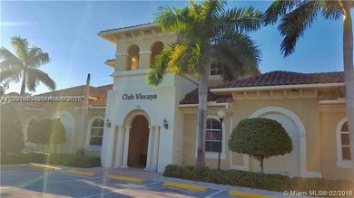 2 BEDROOM 2.5 BATHROOM TOWNHOUSE LOCATED IN THE GATED COMMUNITY - photo 3