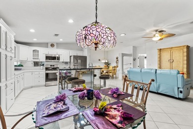 WOW! HUGE PRICE DROP!!! This charming split floor plan 2 car - photo 6