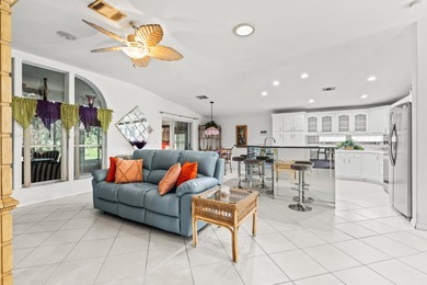 WOW! HUGE PRICE DROP!!! This charming split floor plan 2 car - photo 9