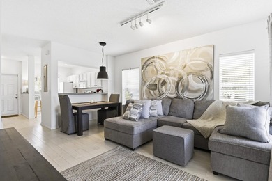 Beautiful two-story corner townhouse offering two bedrooms and - photo 11