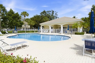 Beautiful two-story corner townhouse offering two bedrooms and - photo 25