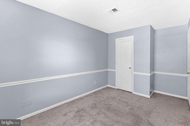 Welcome to this beautifully maintained 2-bedroom, 2-bath condo - photo 26