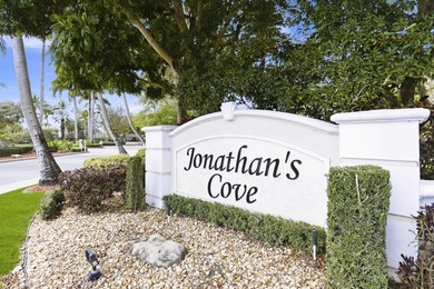 Beautiful two-story corner townhouse offering two bedrooms and - photo 29