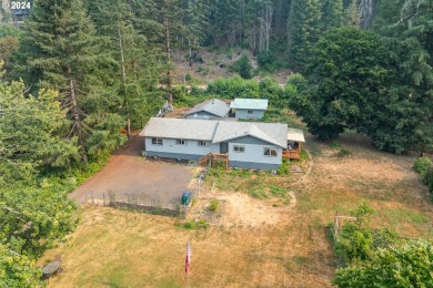 McKenzie River  Home For Sale in Vida Oregon