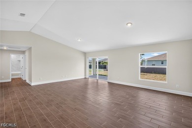 MOVE-IN READY-DON'T WAIT, CLOSING ASSISTANCE AVAILABLE! This - photo 10