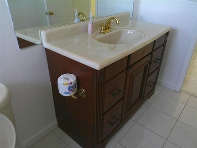 INVESTORS & HOMEOWNERS! You can rent immediately or make it your