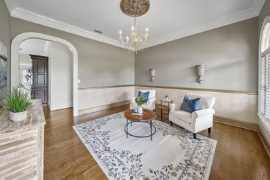 Nestled in the heart of Kings Point, one of Panama City's most - photo 25