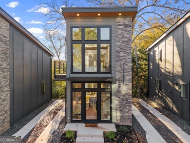 Lake Lanier Home For Sale in Gainesville Georgia