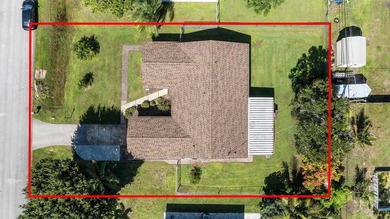 Welcome home to this beautifully cared-for 3-bedroom, 2-bath - photo 4