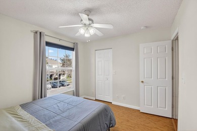 Updated and impeccable end unit townhouse in the highly sought - photo 36