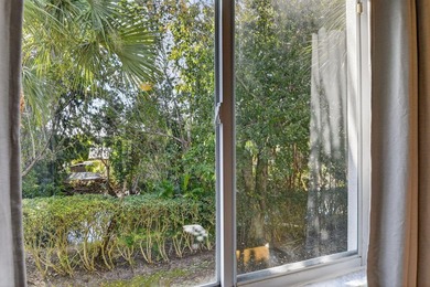 Updated and impeccable end unit townhouse in the highly sought - photo 37