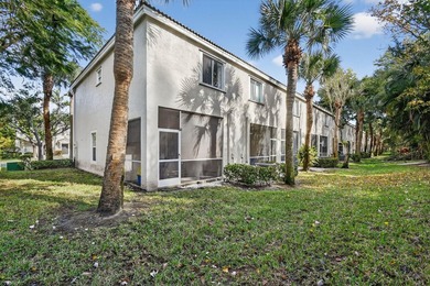 Updated and impeccable end unit townhouse in the highly sought - photo 39