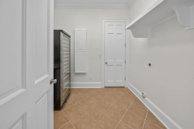 Nestled in the heart of Kings Point, one of Panama City's most - photo 44