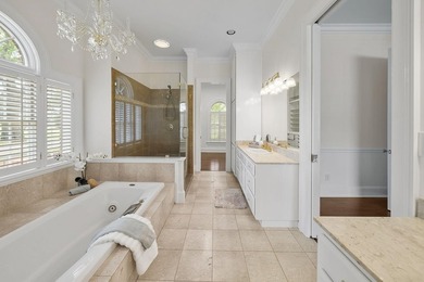 Nestled in the heart of Kings Point, one of Panama City's most - photo 50