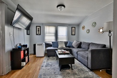 An exceptional opportunity in downtown Madison, WI, this 3-unit - photo 14