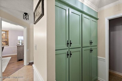 Southern charm in a scenic setting! Welcome to 402 Springwood - photo 17