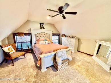 This beautifully built 1,940 sq ft two-story brick home, built - photo 19