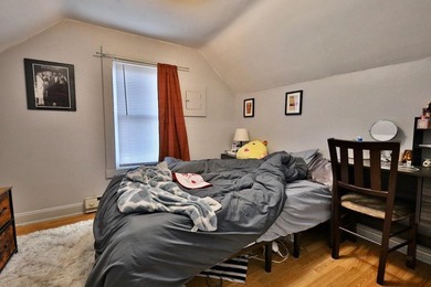 An exceptional opportunity in downtown Madison, WI, this 3-unit - photo 19