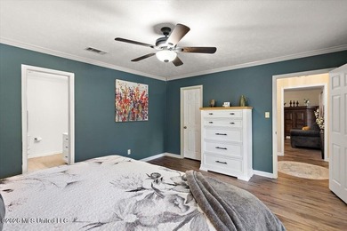 Southern charm in a scenic setting! Welcome to 402 Springwood - photo 20