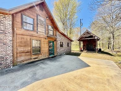 This beautifully built 1,940 sq ft two-story brick home, built - photo 22