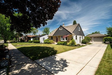 Welcome to this beautifully maintained home, just moments from - photo 23