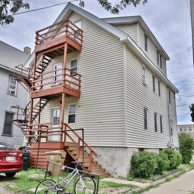 An exceptional opportunity in downtown Madison, WI, this 3-unit - photo 24
