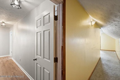 Southern charm in a scenic setting! Welcome to 402 Springwood - photo 31