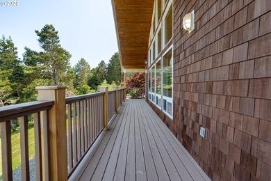 This incredible residence sits on an extremely private 1.67 acre - photo 32