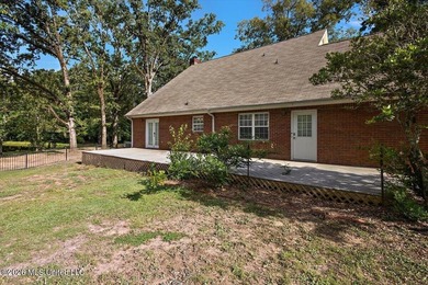 Southern charm in a scenic setting! Welcome to 402 Springwood - photo 37