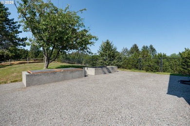 This incredible residence sits on an extremely private 1.67 acre - photo 37