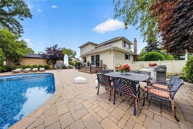 Welcome to this exceptional multi-generational property in the - photo 42