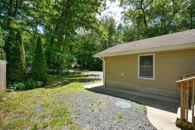 If you've been yearning for the tranquility of a lake home - photo 4