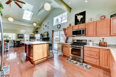 If you've been yearning for the tranquility of a lake home - photo 6